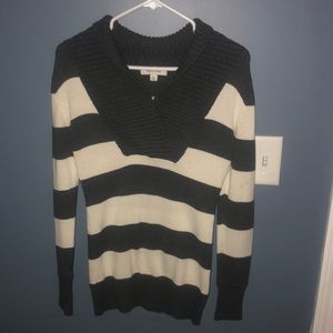 Grey and white sweater